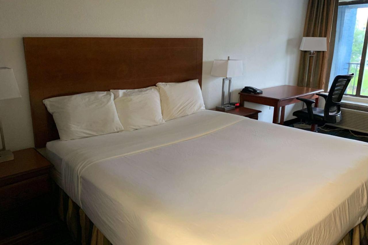 Travelodge By Wyndham Mobile Al ภายนอก รูปภาพ